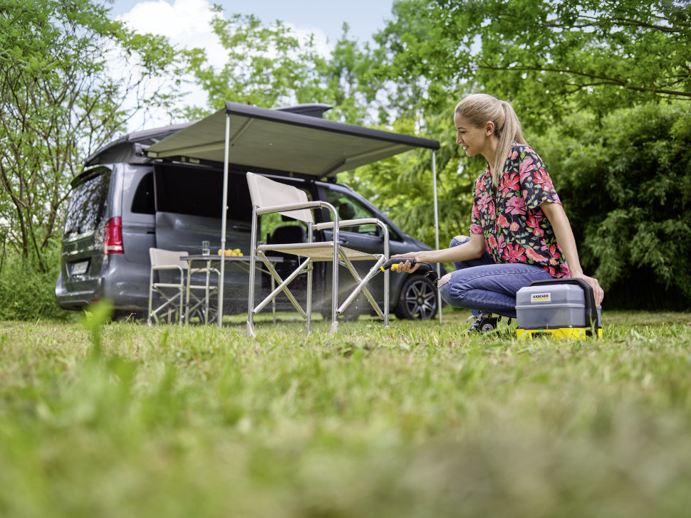 Портативная мойка Karcher Mobile Outdoor Cleaner OC 3 Plus Портативная мойка Karcher Mobile Outdoor Cleaner OC 3 Plus