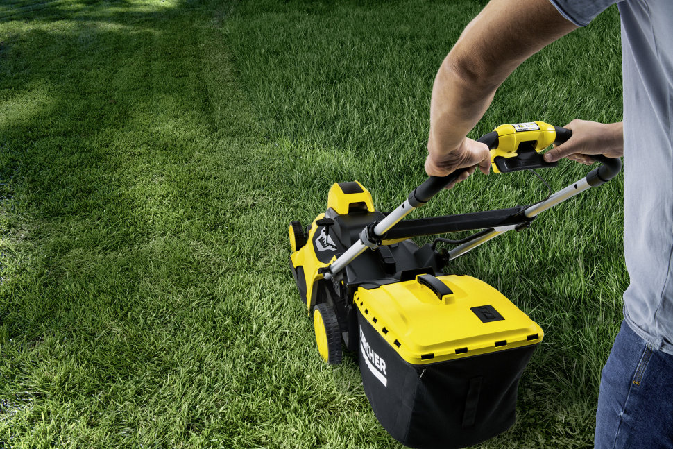 Аккумуляторная газонокосилка Karcher LMO 36-46 Battery Set Аккумуляторная газонокосилка Karcher LMO 36-46 Battery Set