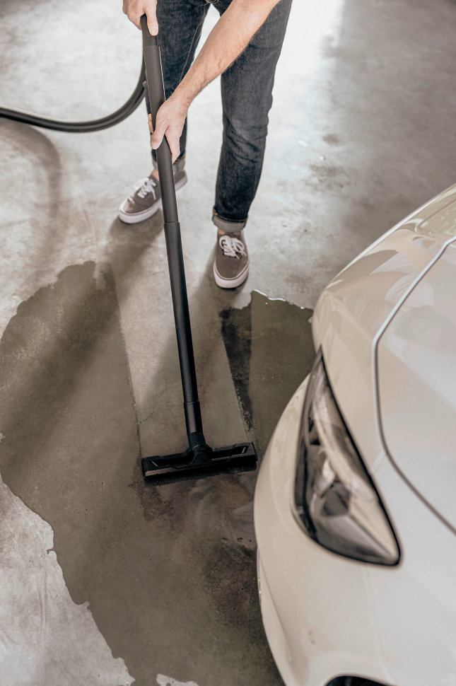 Хозяйственный пылесос для сухой и влажной уборки Karcher WD 3 V-19/4/20 Хозяйственный пылесос для сухой и влажной уборки Karcher WD 3 V-19/4/20
