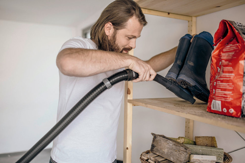 Хозяйственный пылесос для сухой и влажной уборки Karcher WD 3 V-19/4/20 Хозяйственный пылесос для сухой и влажной уборки Karcher WD 3 V-19/4/20